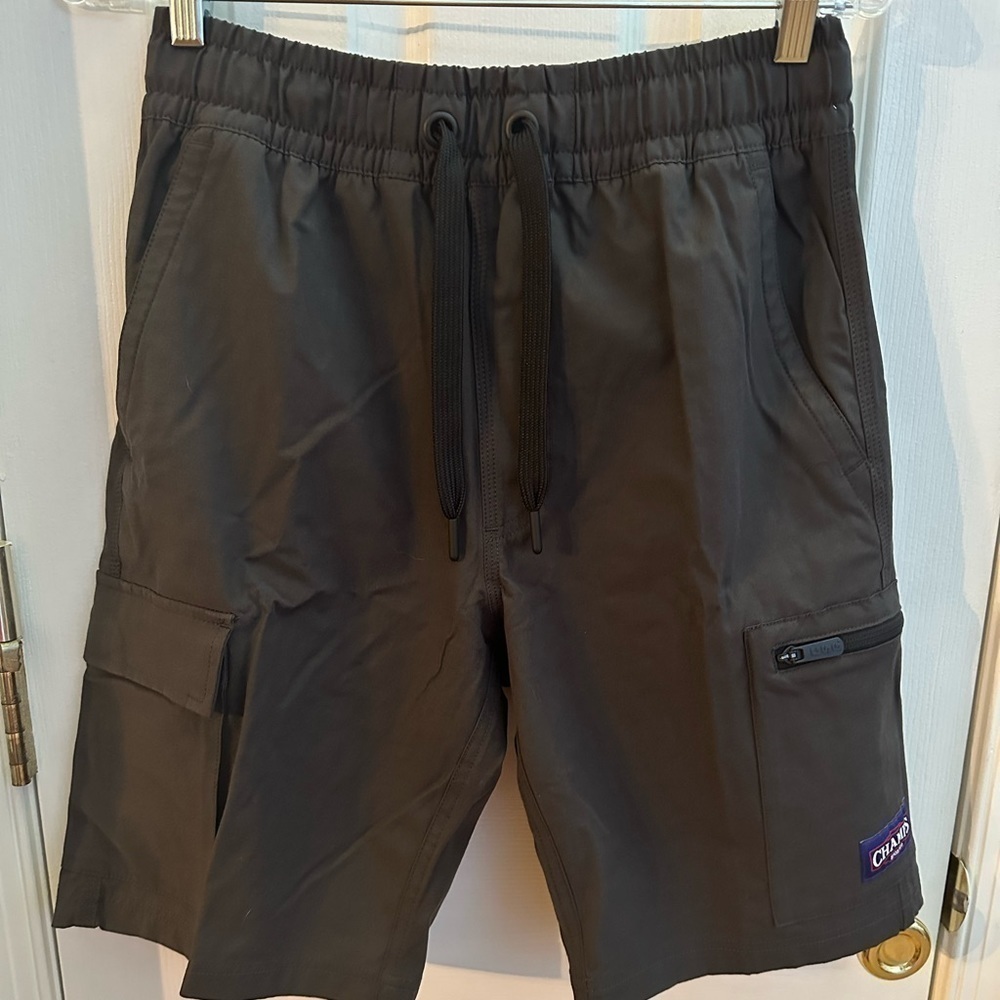 CSG athletic Champs mid‎ rise cargo shorts, black men’s size small new